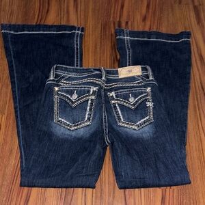 listing-status-banner